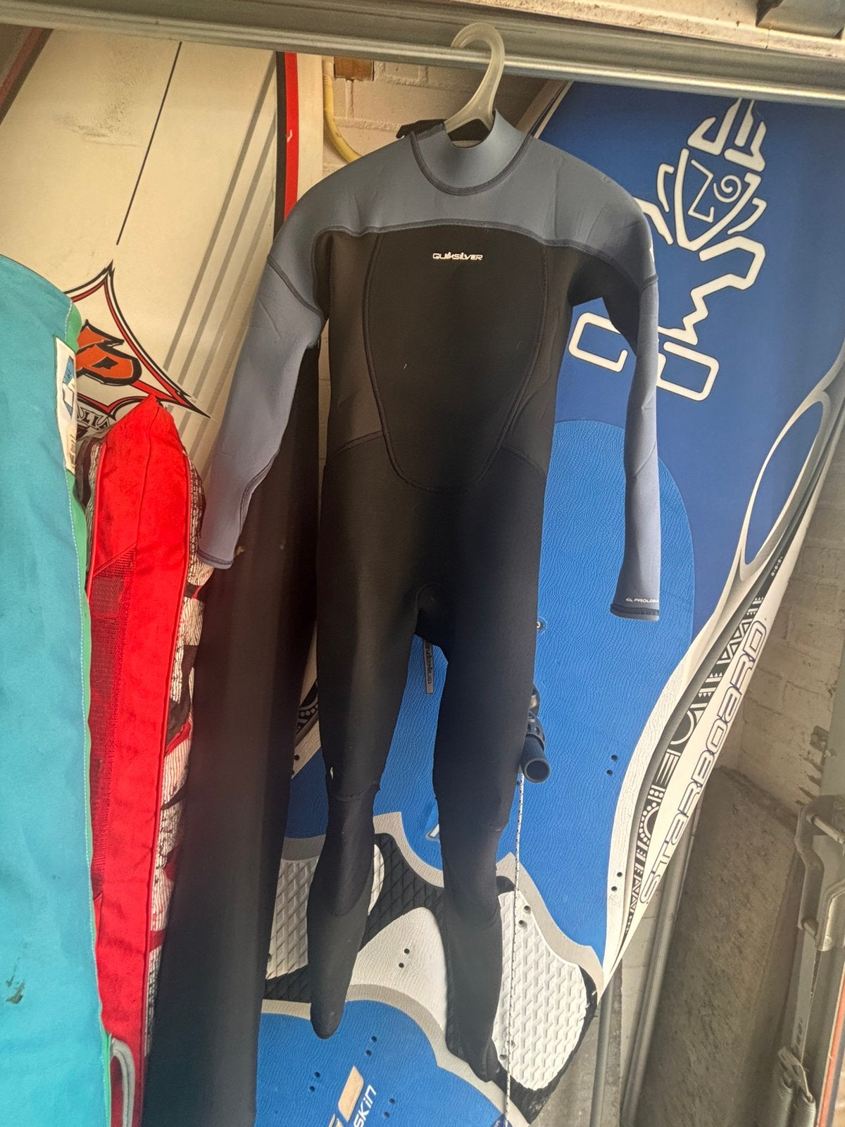 Quiksilver 3/2mm wetsuit voor 10-12 jarige., Ophalen of Verzenden, Zo goed als nieuw, Kind, Wetsuit