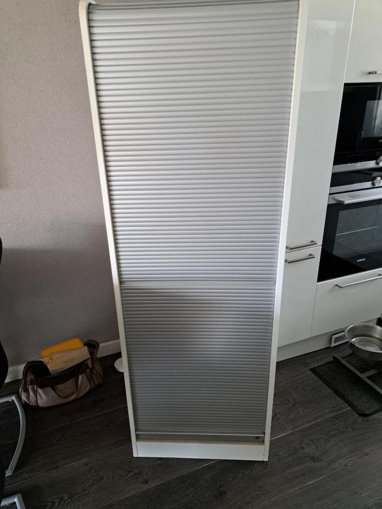 computerkast met roldeur slechtts 60 cm., Huis en Inrichting, Kasten | Computermeubels, Ophalen, Gebruikt, 170 cm of meer, Minder dan 70 cm