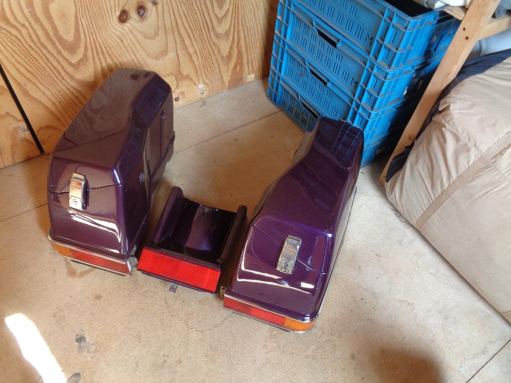 Honda goldwing gl1200 zijkoffers + sleutel, Motoren, Onderdelen | Honda, Ophalen, Gebruikt