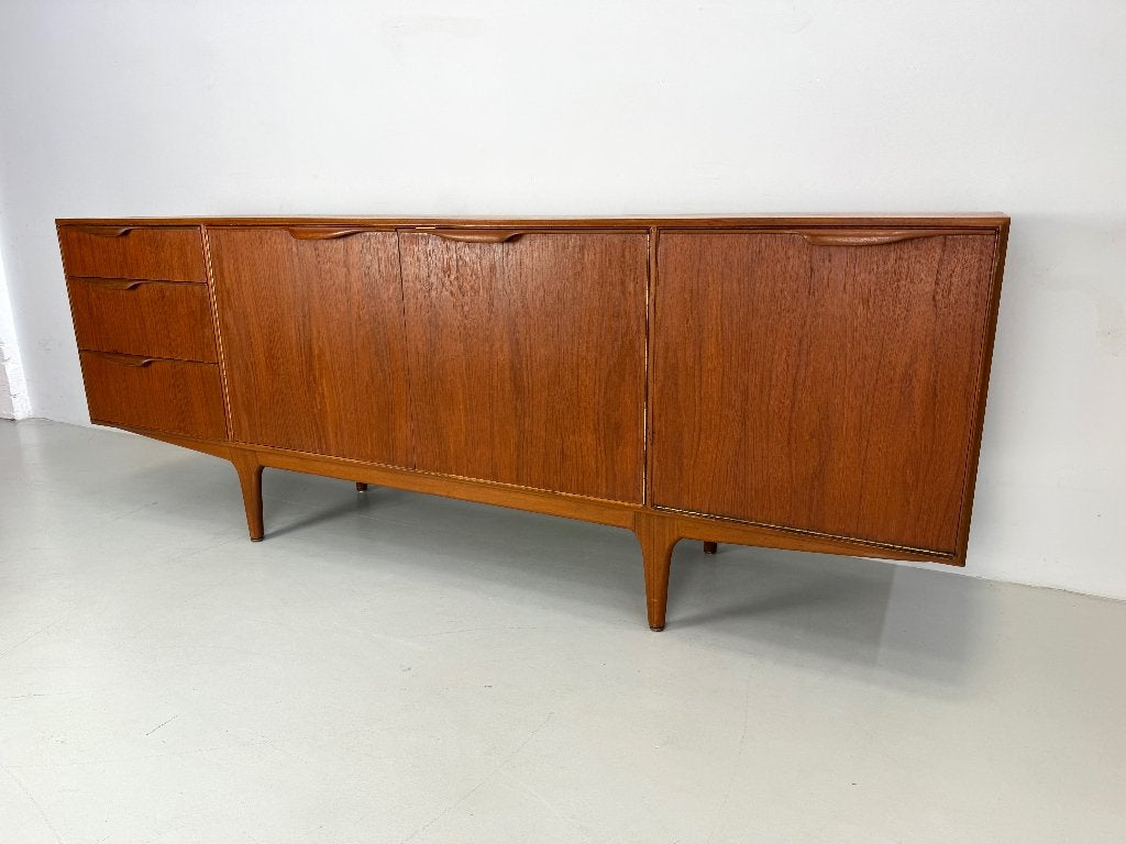 Vintage dressoir McIntosh, Ophalen of Verzenden, Zo goed als nieuw, 25 tot 50 cm, 150 tot 200 cm