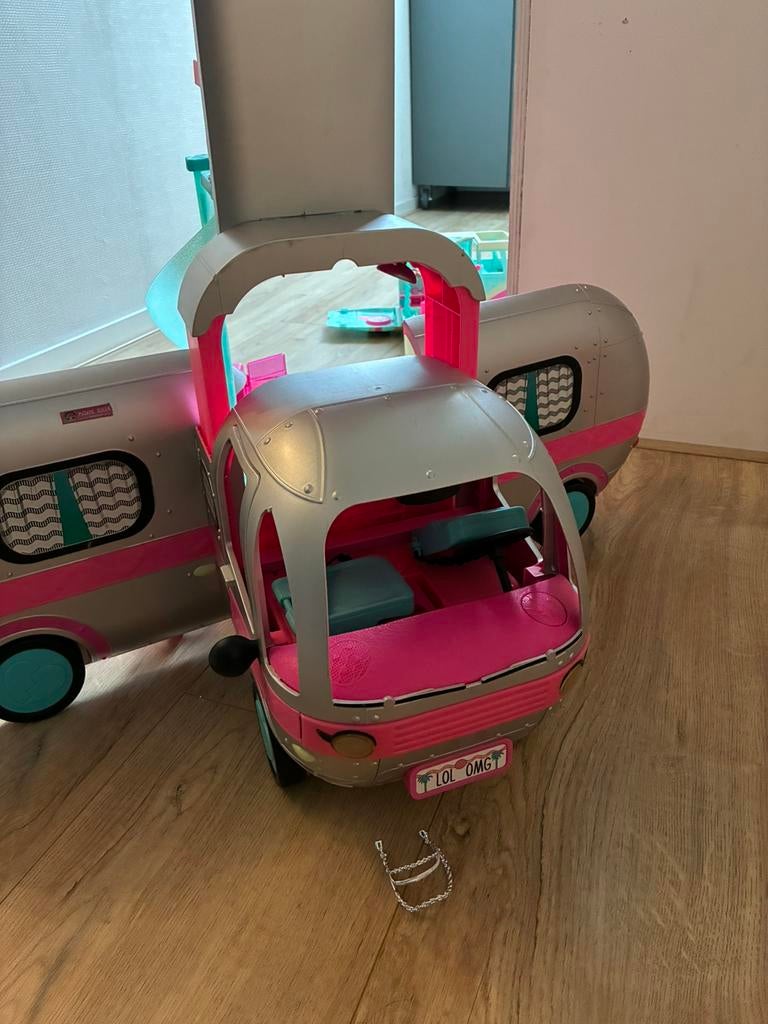 LOL surprise camper met accessoires, Ophalen, Zo goed als nieuw