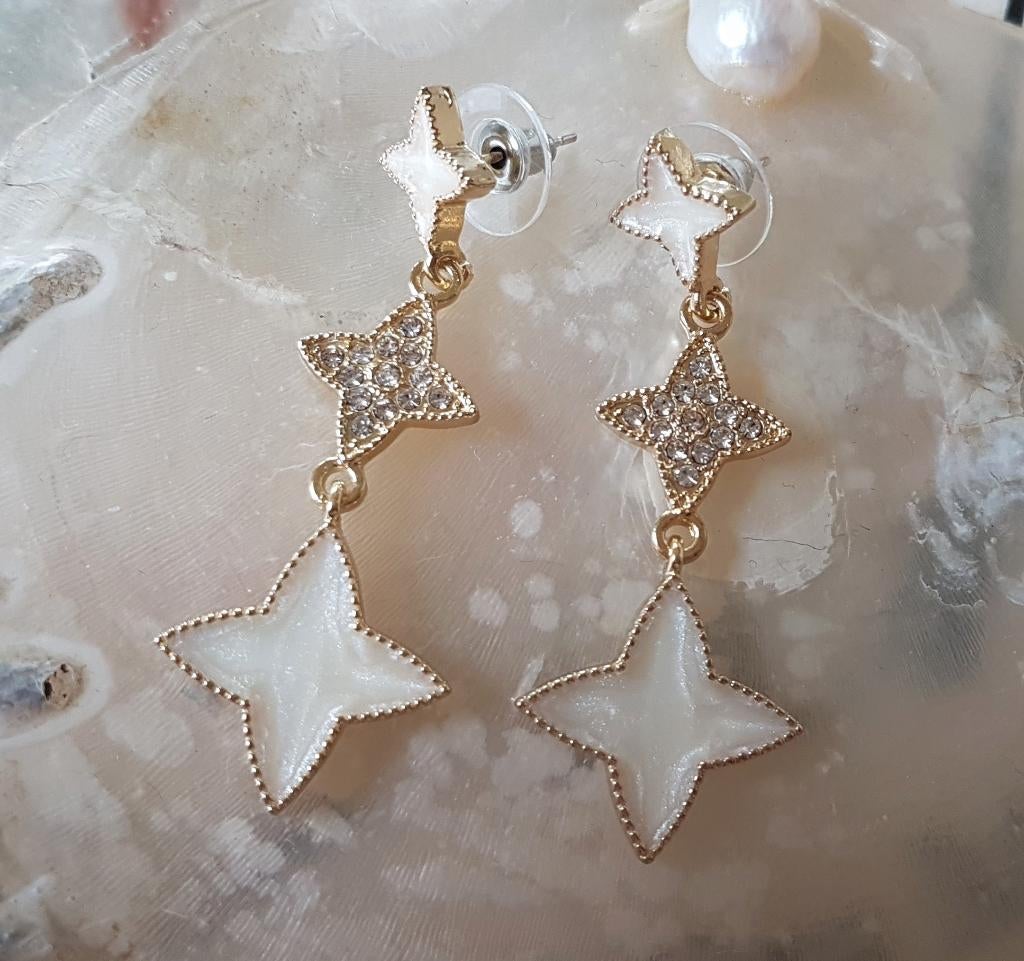 Oorstekers Flower Blossom met strass, Overige materialen, Overige kleuren, Verzenden, Nieuw