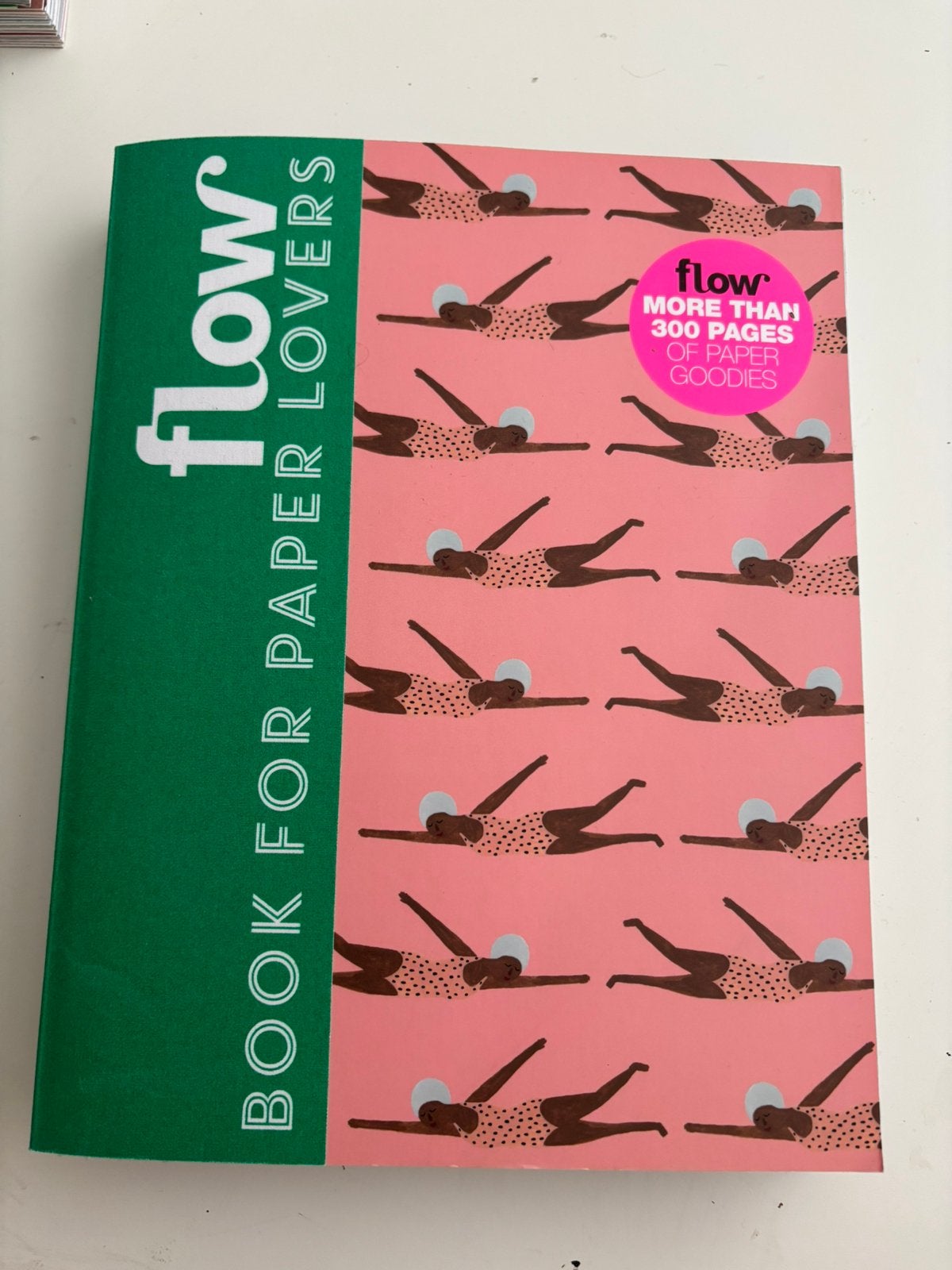 Flow book for paper lovers deel 7 compleet, Ophalen of Verzenden, Zo goed als nieuw, Lichaam en Geest