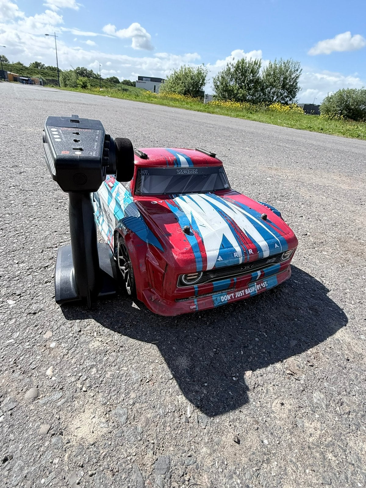 Arrma vendetta 3s, Ophalen, Zo goed als nieuw, Auto offroad
