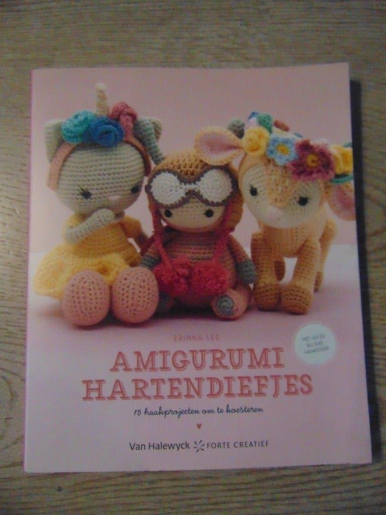 Amigurumi hartendiefjes - boek haken - Erinna Lee, Boeken, Ophalen of Verzenden, Zo goed als nieuw, Breien en Haken, Erinna Lee