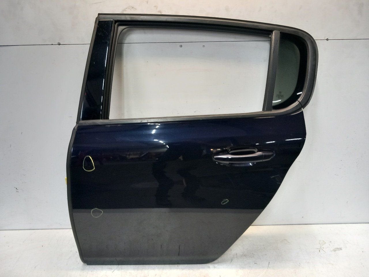 Portier links achter Peugeot 308, Auto-onderdelen, Onderdelen@venauto.nl, Van der Ven Autorecycling B.V., Gebruikt, Ettenseweg 76, 4706 PB Roosendaal, The Netherlands
