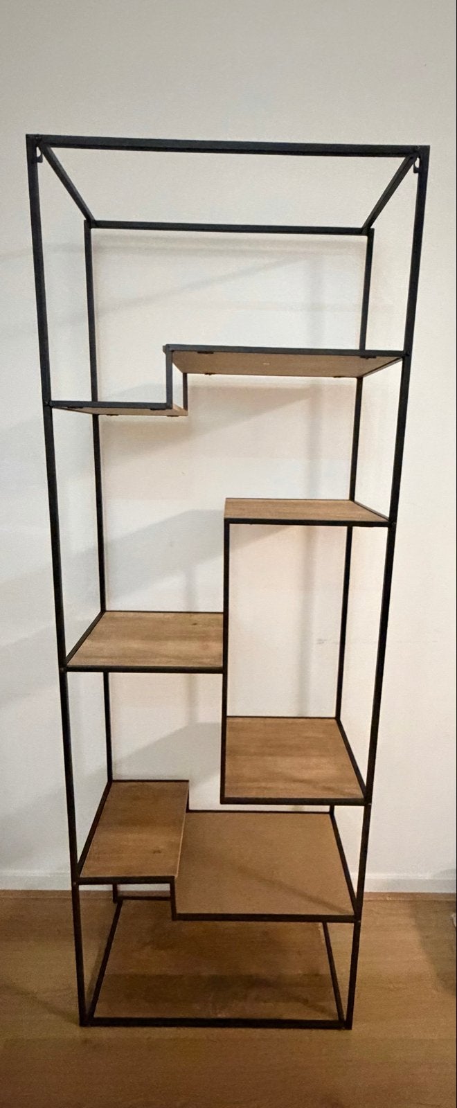 Industrial, wooden shelf Xenos