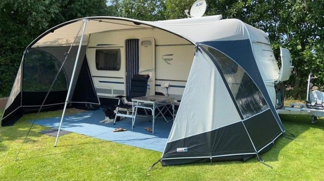 Unico Verona maat 12 uit 2022 - Ruime en complete voortent, Caravans en Kamperen, Voortenten en Luifels, Ophalen, Gebruikt, Ten Cate All Season 240g/m2