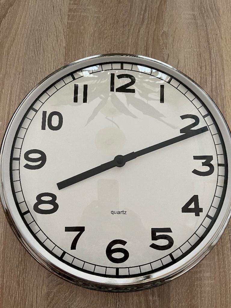 Wandklok 30 cm, Ophalen, Zo goed als nieuw, Analoog, Wandklok