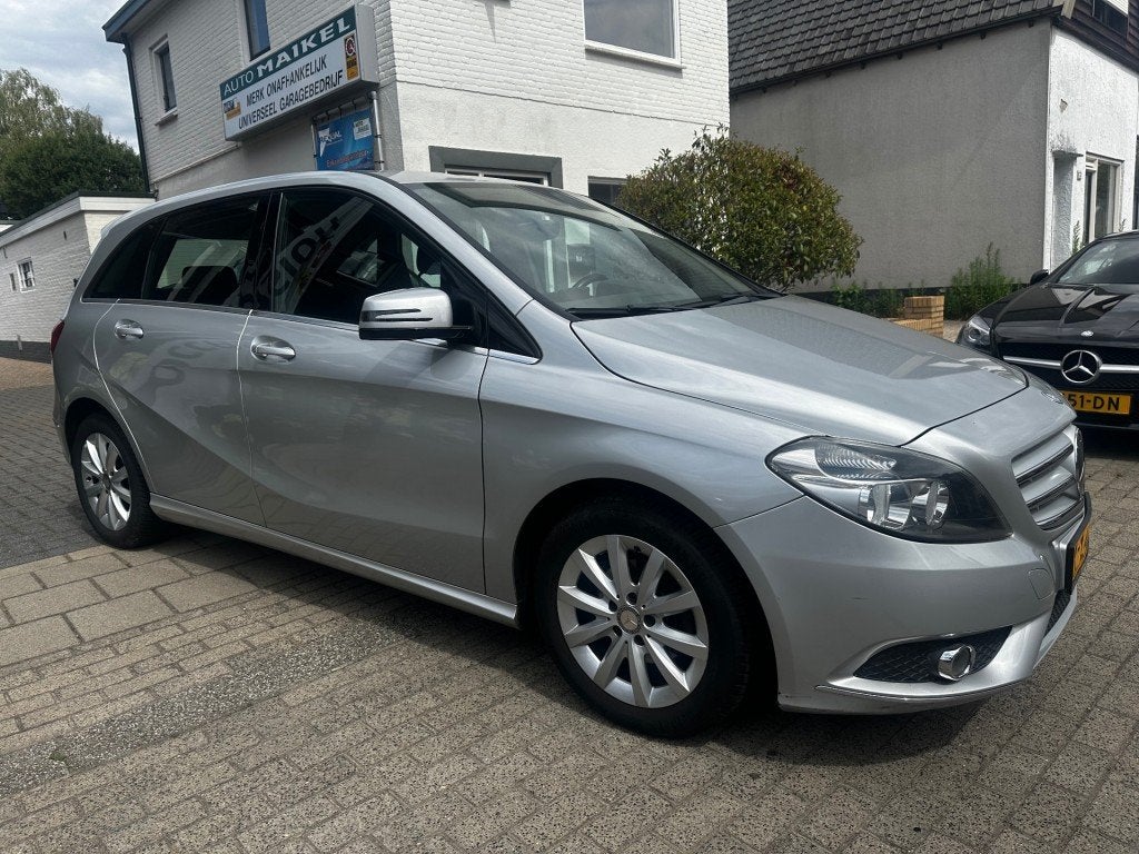 Mercedes-benz B-KLASSE 180 AMBITION, Auto's, Voorwielaandrijving, 4 cilinders, Met garantie (alle), 1595 cc