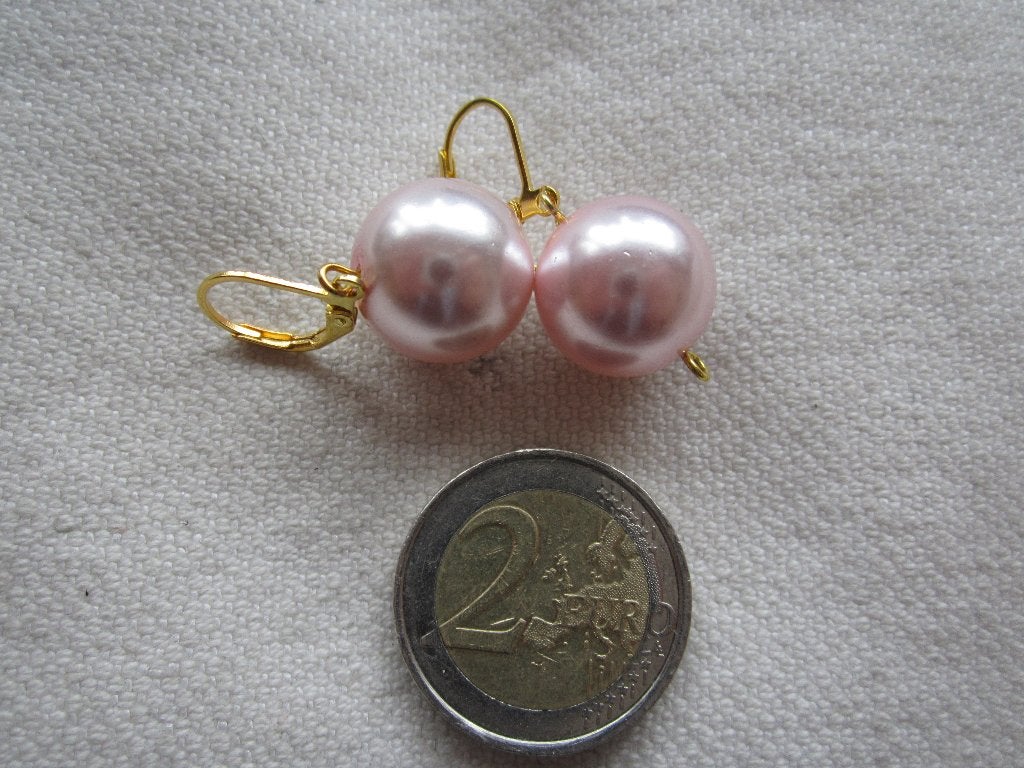 31.  Mooie oorbellen, Ophalen, Overige materialen, Oorbellen