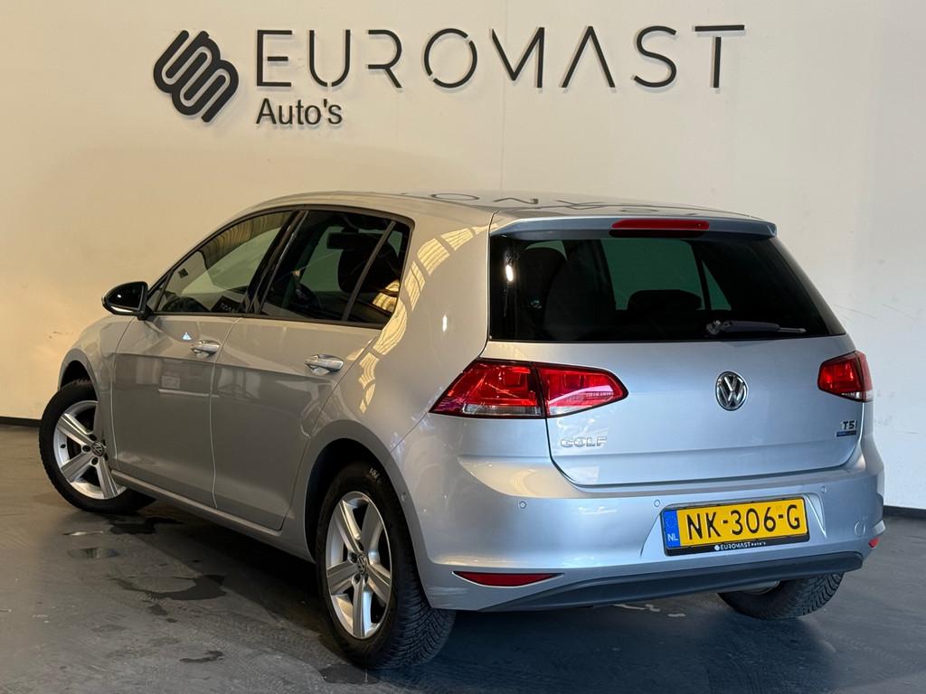 Volkswagen Golf 1.2 TSI Trendline Airco Stoelverwarming Pdc, Auto's, Voorwielaandrijving, Euro 5, Gebruikt, 4 cilinders