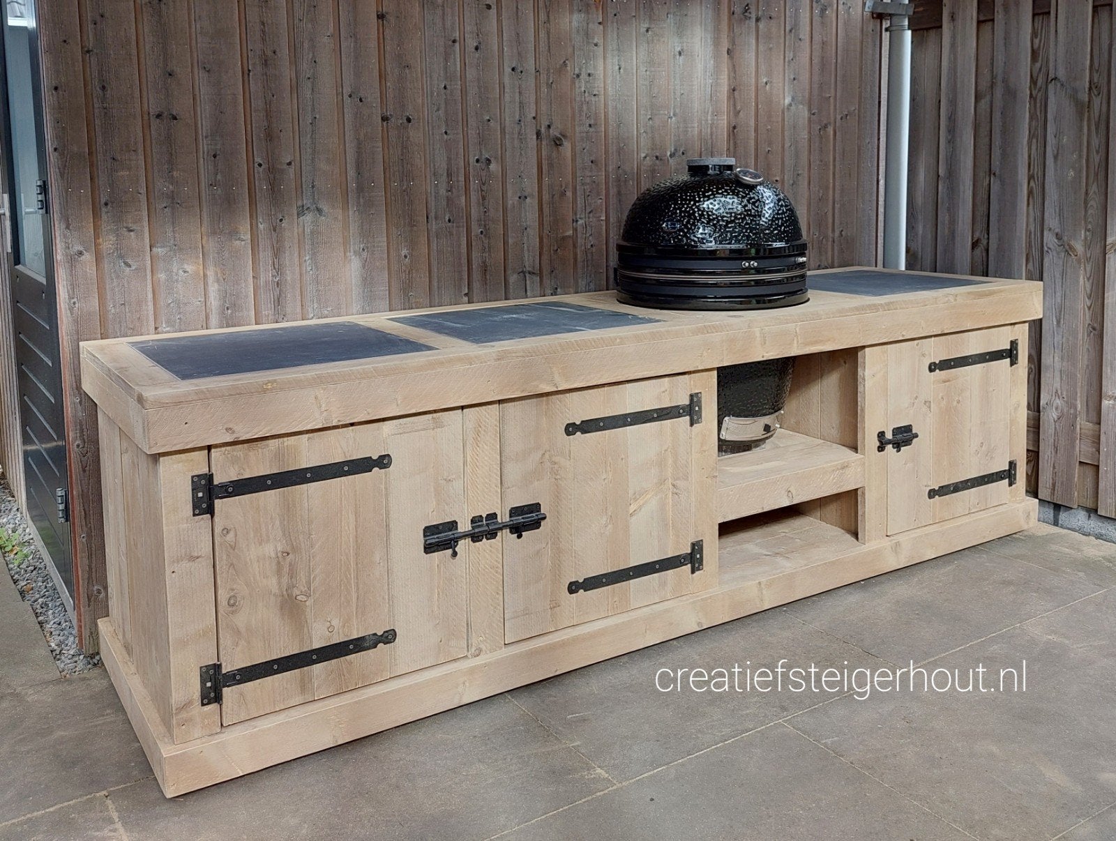 Buitenkeuken op wielen kamado grill steigerhout bbq meubel, Tuin en Terras, Buitenkeukens, Ophalen of Verzenden, Nieuw, Houtskool