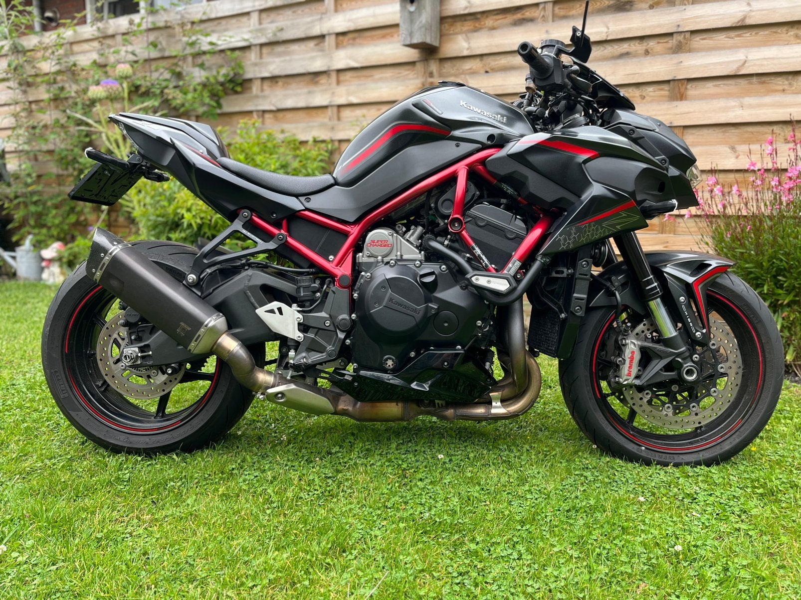 Kawasaki ZH2 2020 - Goed onderhouden met extra's, 4 cilinders, Traction Control, Particulier, 1000 cc