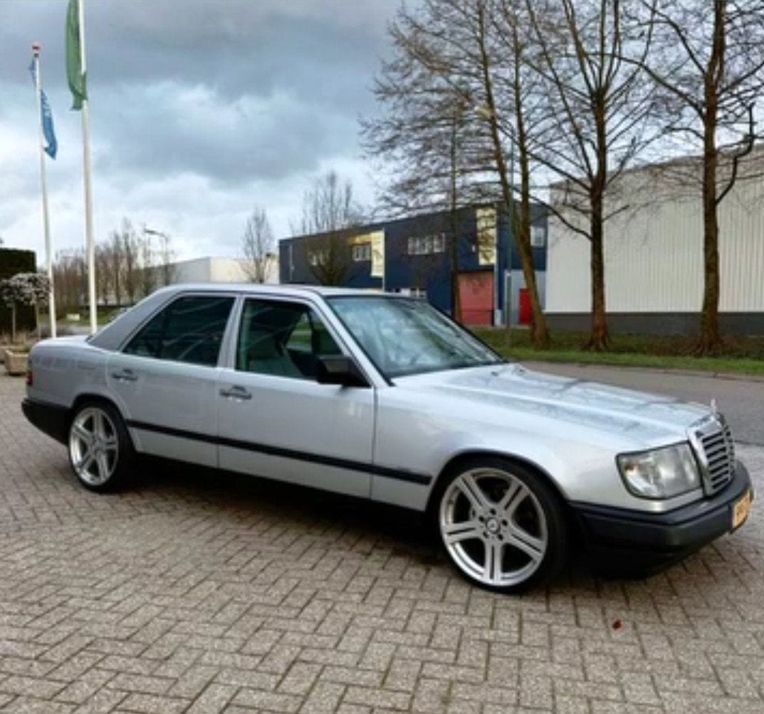 Mercedes 230E automaat 1986 belastingvrij, Ophalen of Verzenden