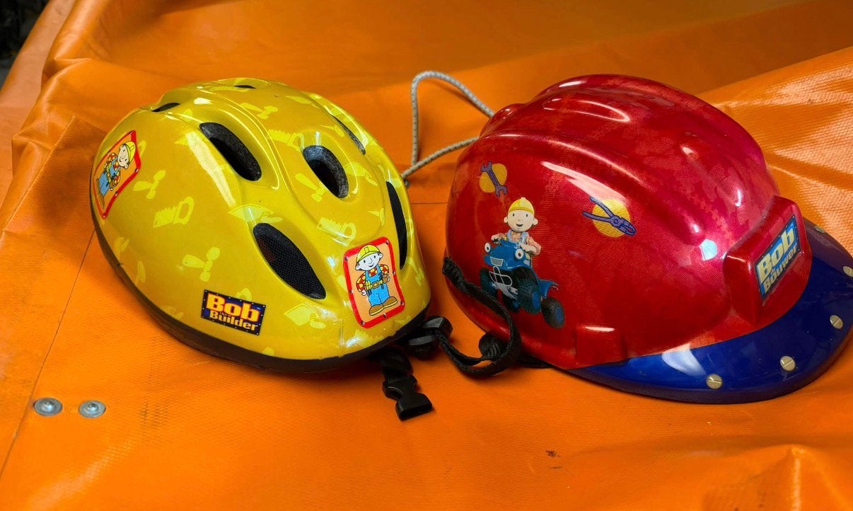 Fietshelm bob de bouwer, Ophalen, Zo goed als nieuw
