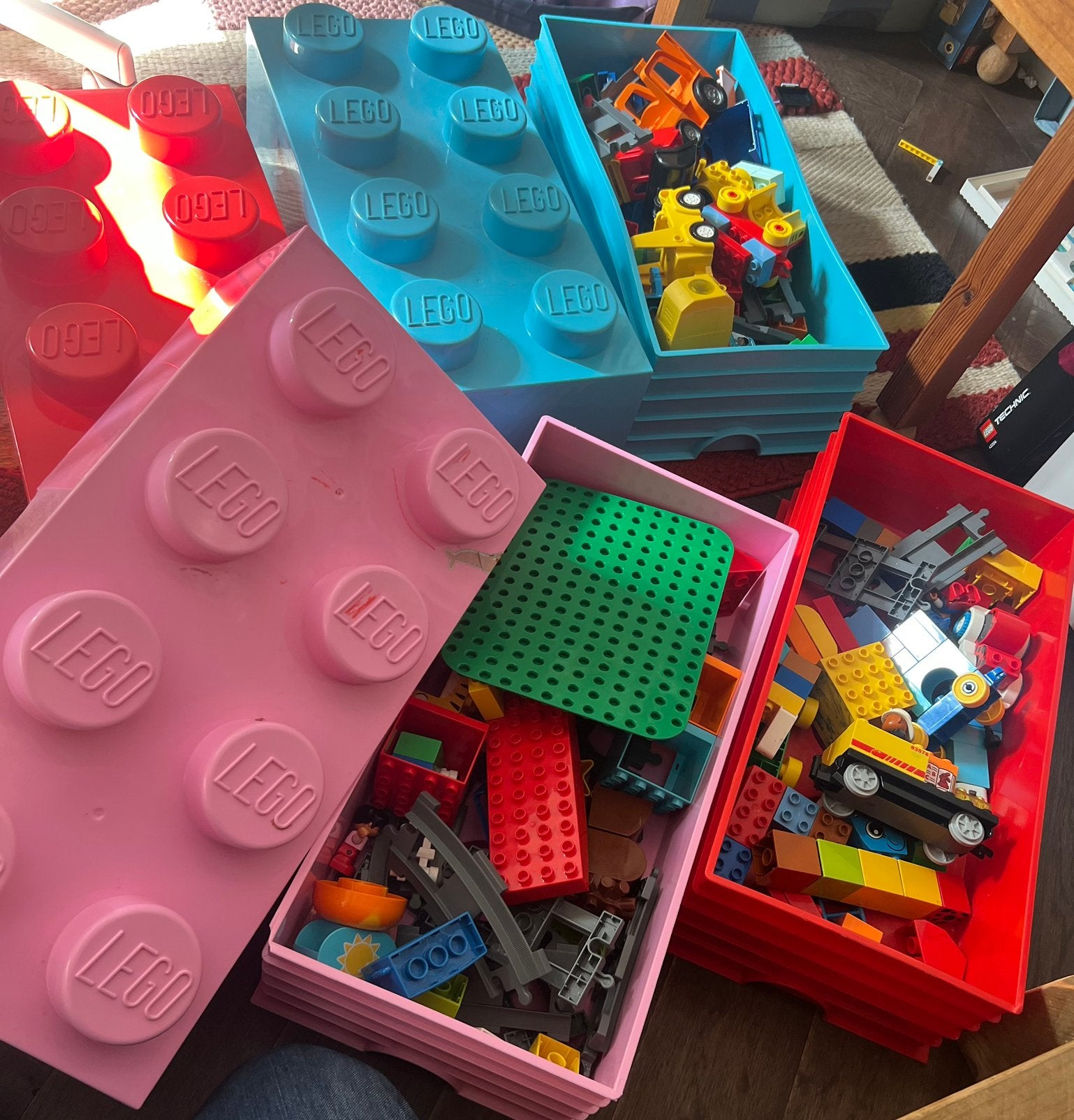 3 lego opbergdozen met divers duplo, Kinderen en Baby's, Speelgoed | Duplo en Lego, Ophalen, Gebruikt, Losse stenen, Duplo