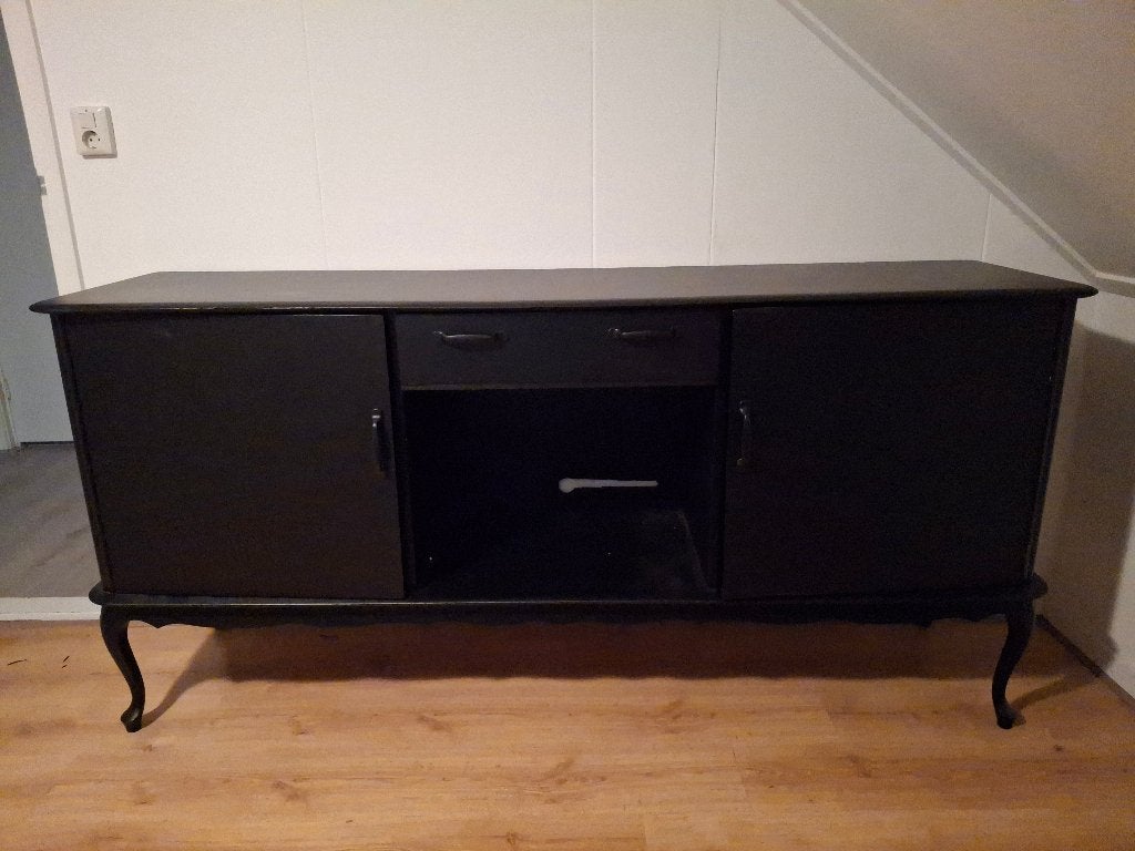 Zwart dressoir ., Huis en Inrichting, Ophalen, Zo goed als nieuw, 25 tot 50 cm