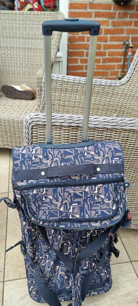Kipling reistas met wieltjes, Blauw, Minder dan 35 cm, Ophalen of Verzenden, Zo goed als nieuw