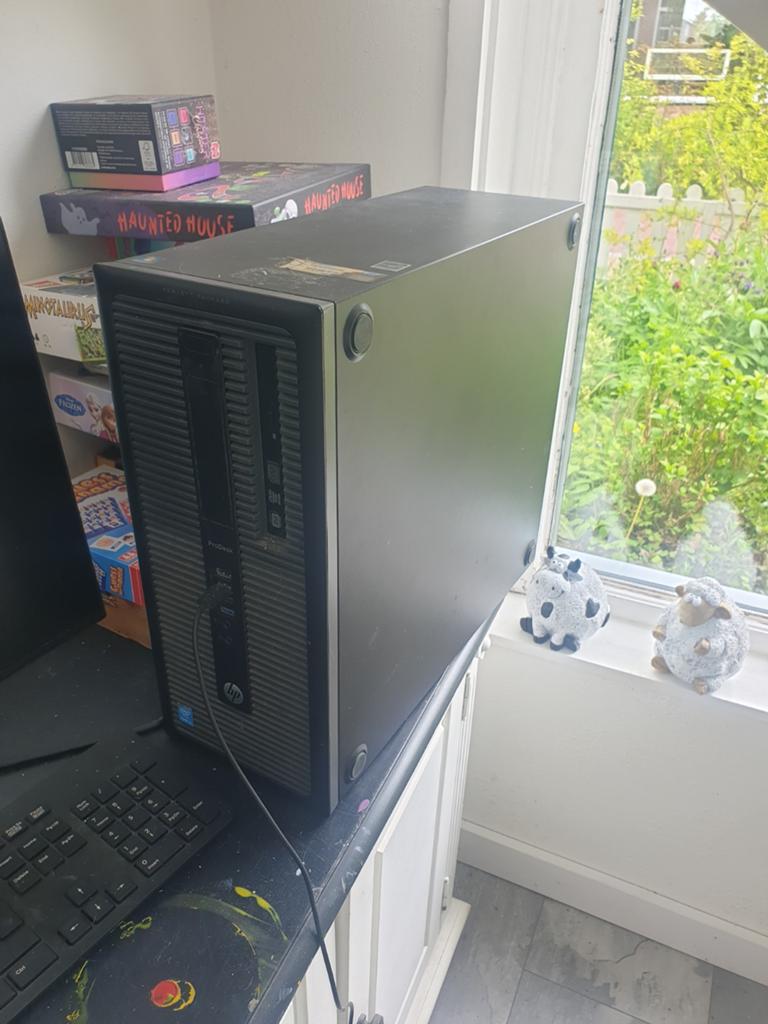 HP Desktop PC met Windows 10 en DVD-speler, Computers en Software, Desktop Pc's, Gebruikt, Onbekend, Ophalen