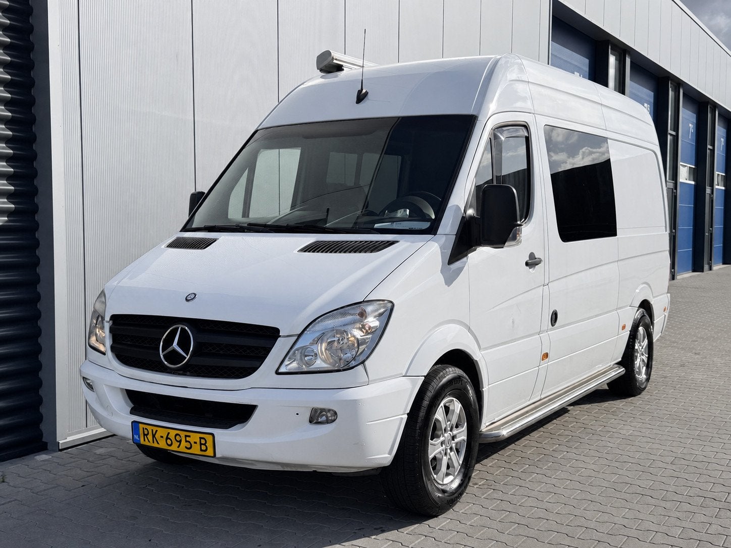 Mercedes Sprinter Camper - Luifel - Camera - TV - NW APK, Caravans en Kamperen, Overige merken, Bedrijf, Diesel