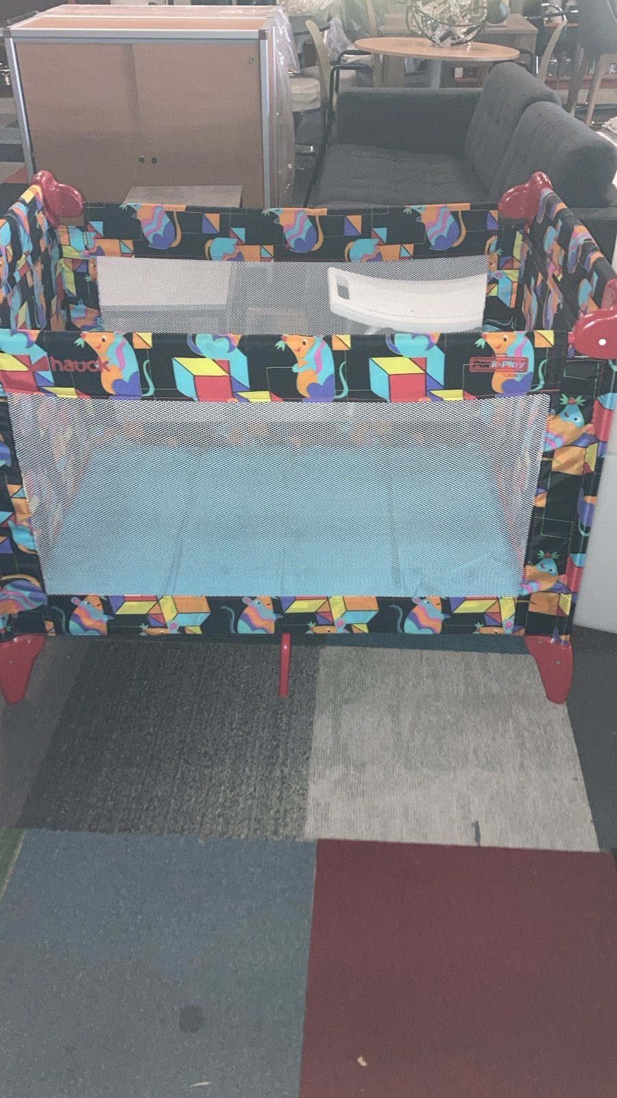 Hauck Play N Relax Reisbed/Box - Kleurrijk Design, Ophalen, Gebruikt, ., .