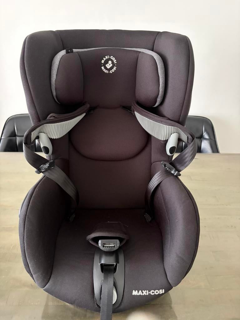 Maxi cosi autostoel zwart 0-4 jaar 360 graden draaibaar, Verstelbare rugleuning, Autogordel, 9 t/m 18 kg, Ophalen of Verzenden