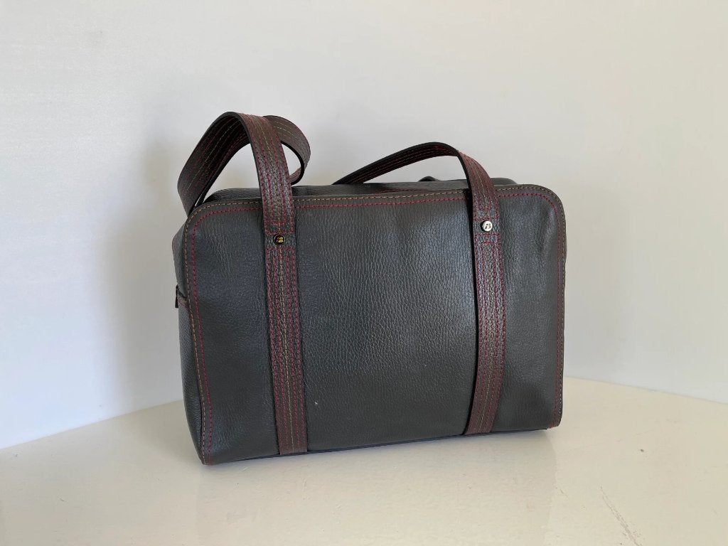 ️🏝️Nieuw: Iberia lederen reistas - Mint in box🏷️€80,-, 30 cm of meer, Blauw, Minder dan 40 cm, Ophalen of Verzenden