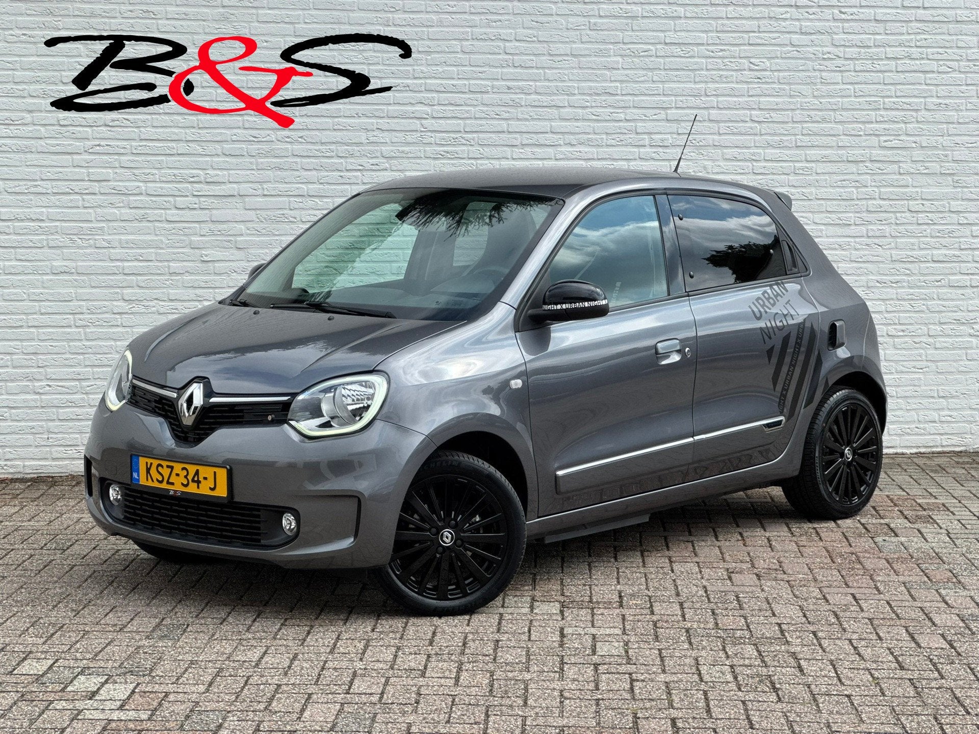 Renault Twingo Z.E. R80 Intens Urban Night SOH 92% Camera Ca, Auto's, Renault, Automaat, Dealer onderhouden, Gebruikt, 190 km