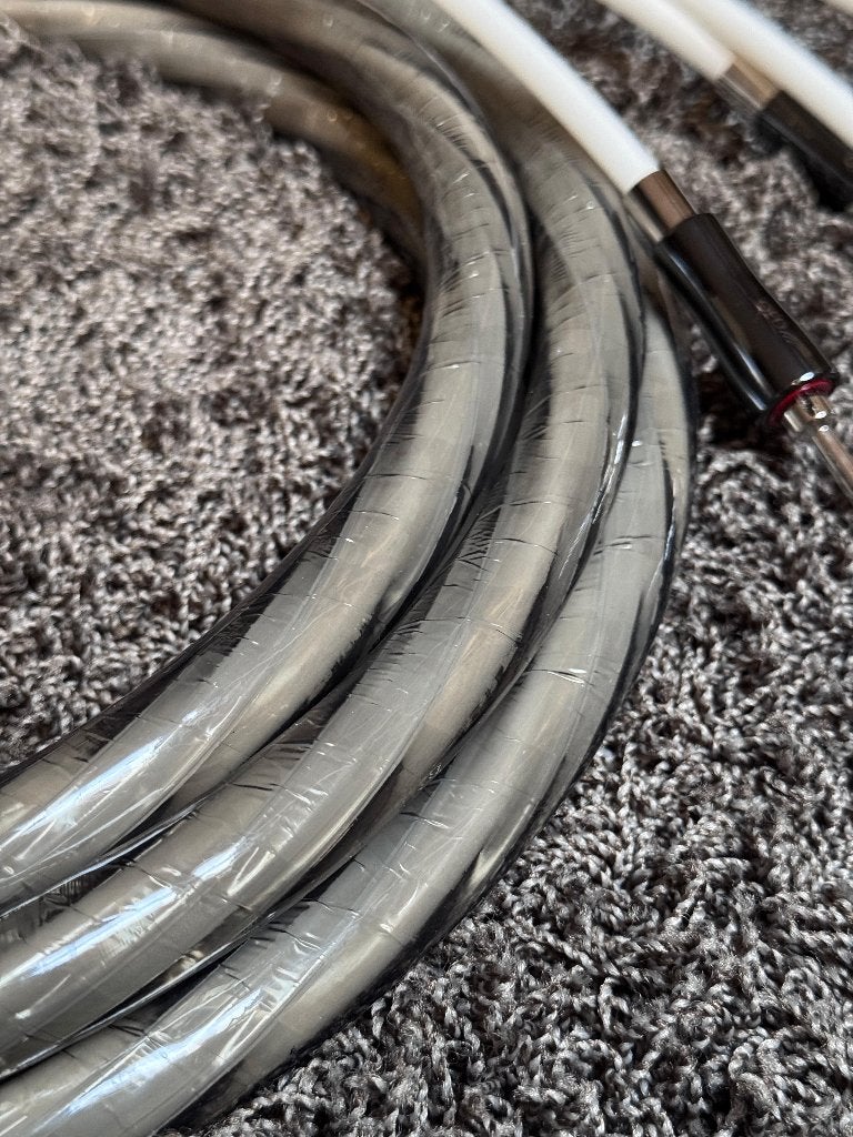 QED Signature Supremus 2x 2 meter, Ophalen of Verzenden, Nieuw, 2 tot 5 meter, Luidsprekerkabel