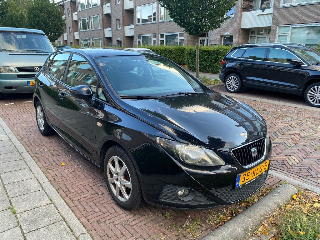 Seat Ibiza 1.4 63KW 5DRS 2010 Zwart, Voorwielaandrijving, Stof, 40 €/maand, 4 cilinders