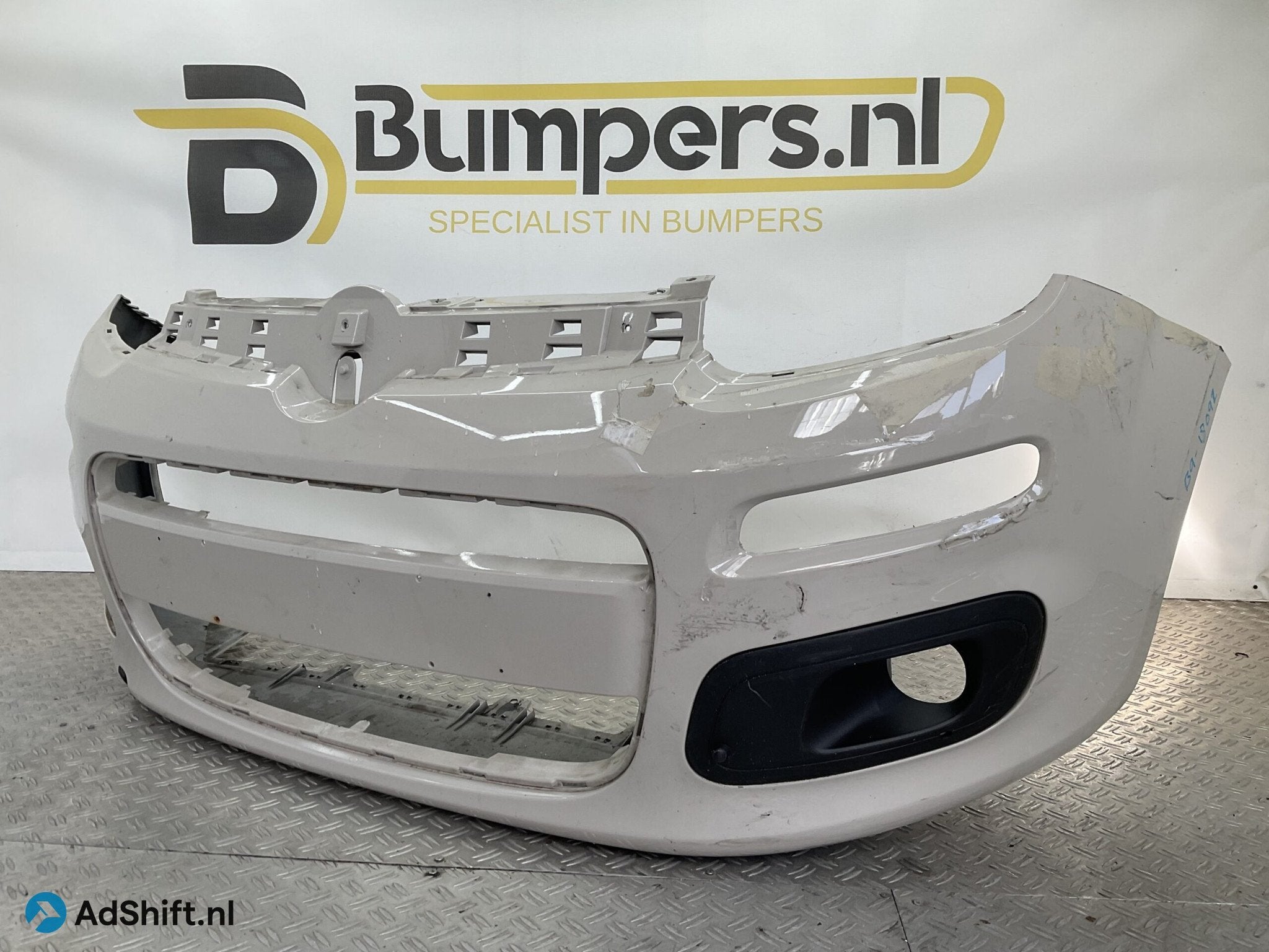 Bumper Fiat Panda 3 III 12- 735520671 Voorbumper B9-18092z, Auto-onderdelen, Bumper