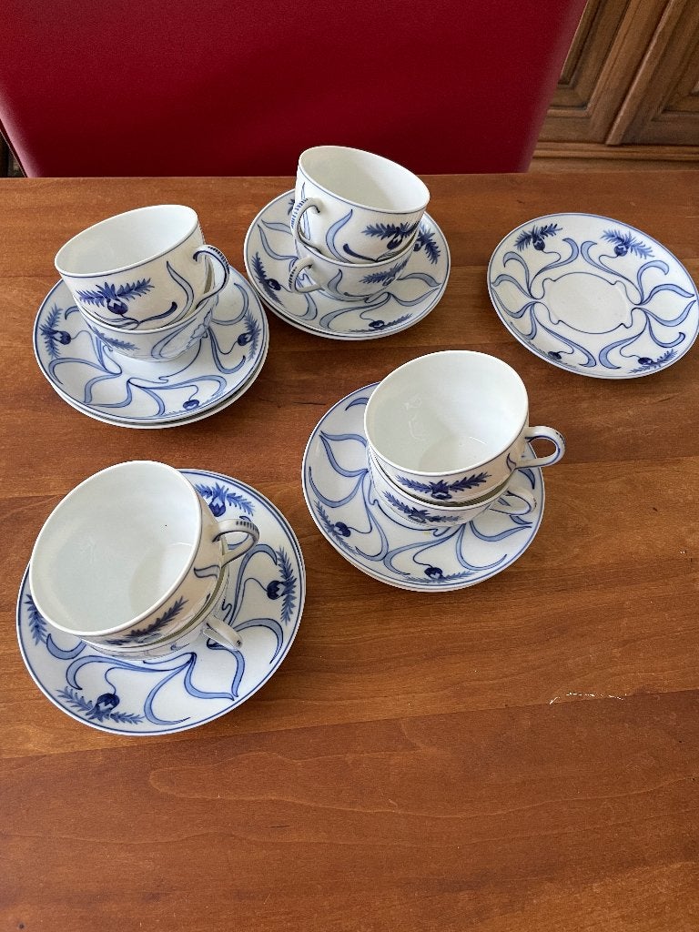Thee servies porselein, Ophalen