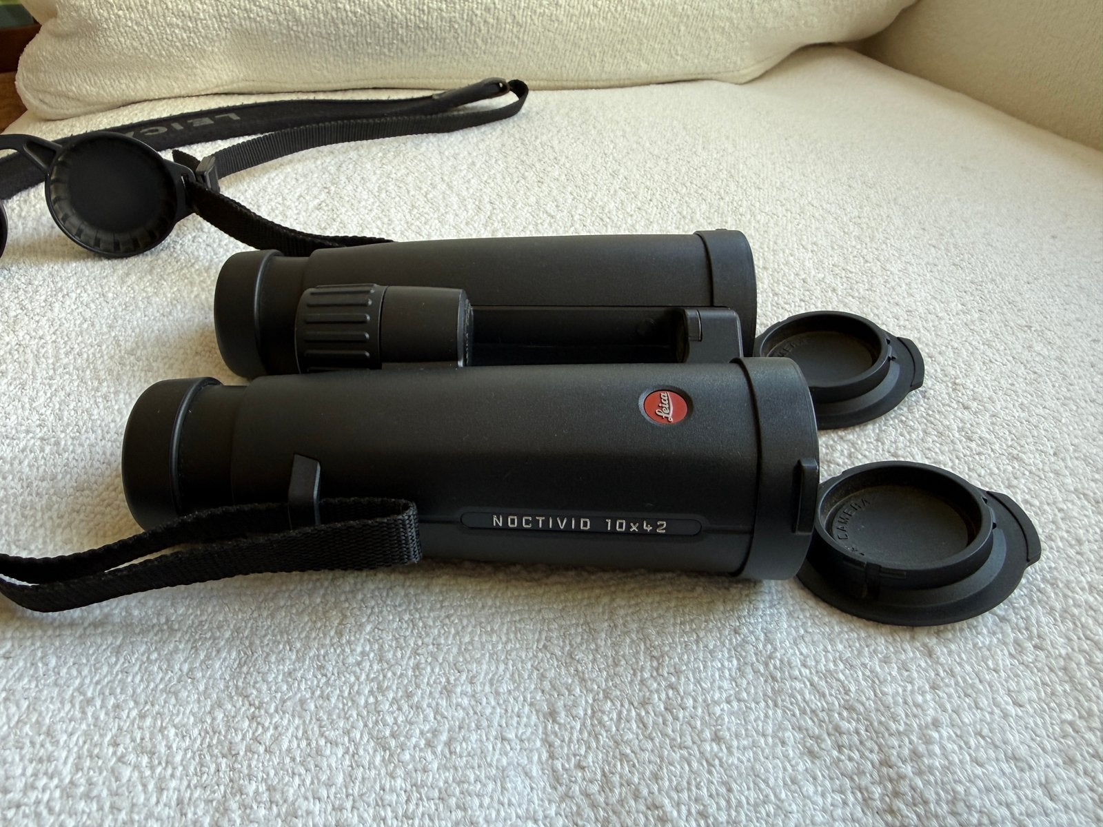 Leica Noctivid 10x42 Zwart, Audio, Tv en Foto, Optische apparatuur | Verrekijkers, Ophalen, Dakkant (recht), Zo goed als nieuw