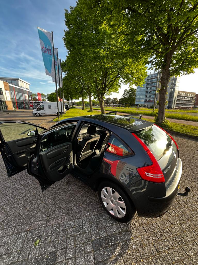 Citroën C4 1.6 VTI Berline 2008 NAP CruiseC Blutoth Trekhaak, Auto's, Voorwielaandrijving, 1550 kg, 4 cilinders, Origineel Nederlands