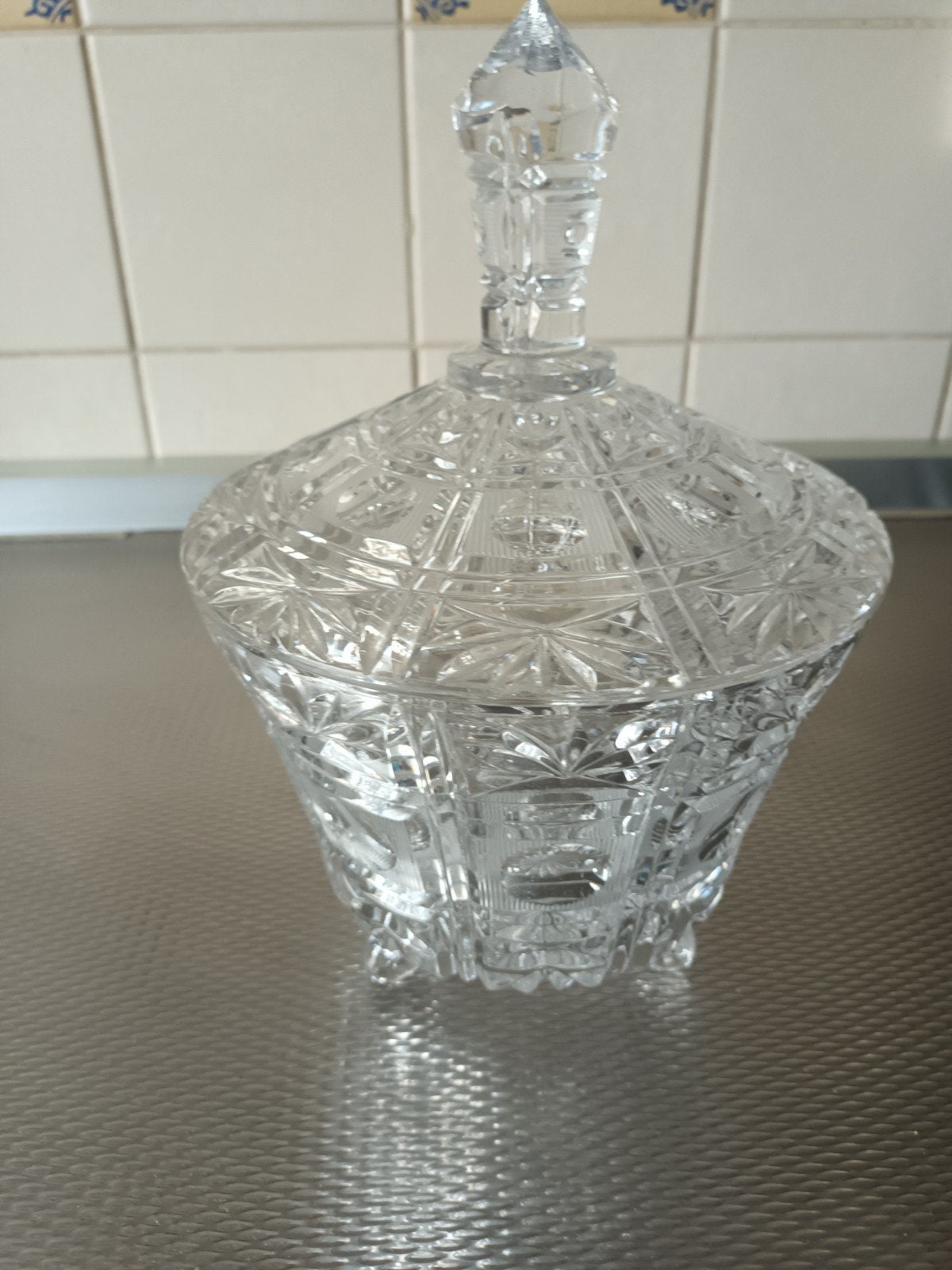 Mooie Vintage Kristallen Bonbonnière met Deksel en Slijpsel, Ophalen of Verzenden