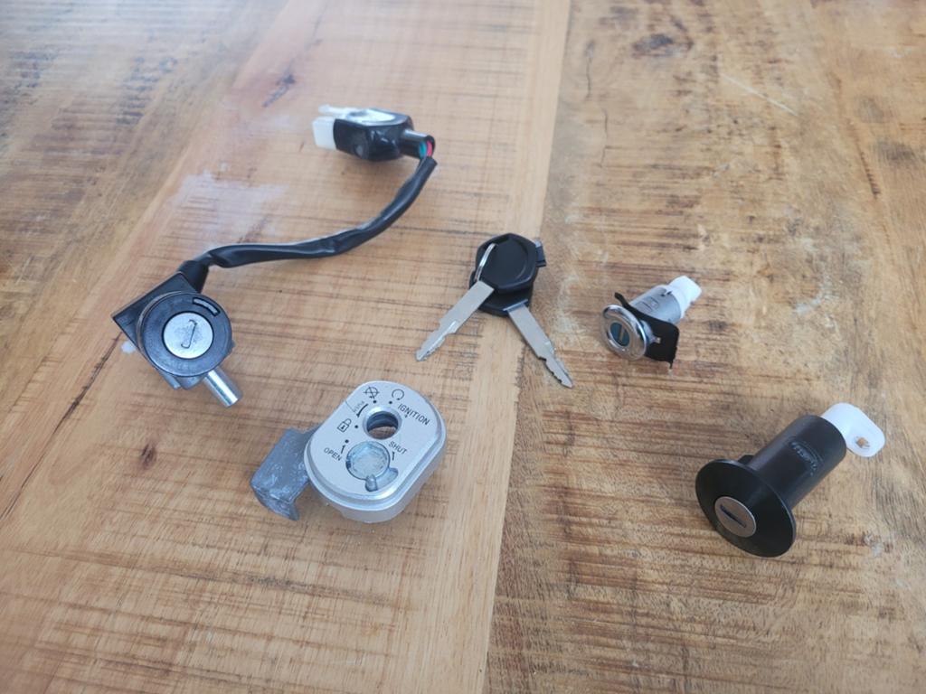 Contactslot, Fietsen en Brommers, Brommeronderdelen | Scooters, Ophalen of Verzenden, Zo goed als nieuw, Overige typen, Overige merken
