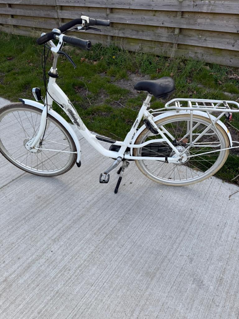 Montego liberty damesfiets 28 inch, Fietsen en Brommers, Fietsen | Dames | Damesfietsen, Ophalen, Overige merken, Versnellingen