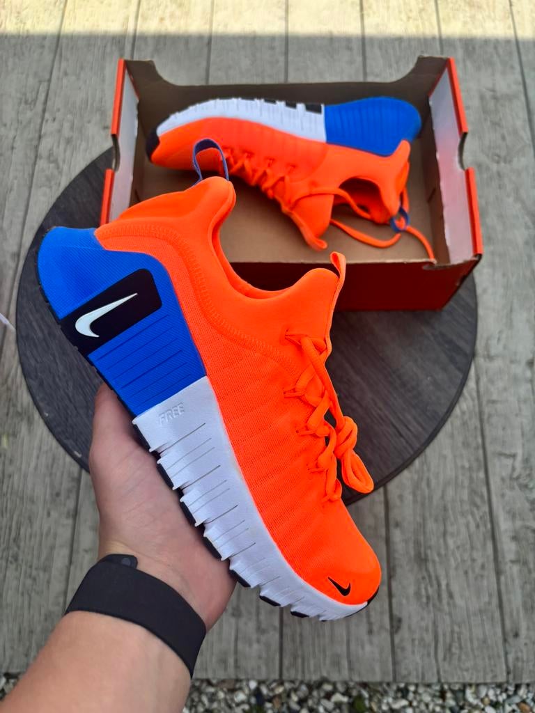 Nike free metcon 6 total orange - maat 42,5 - nieuw, J, Wit, Nieuw, Ophalen of Verzenden