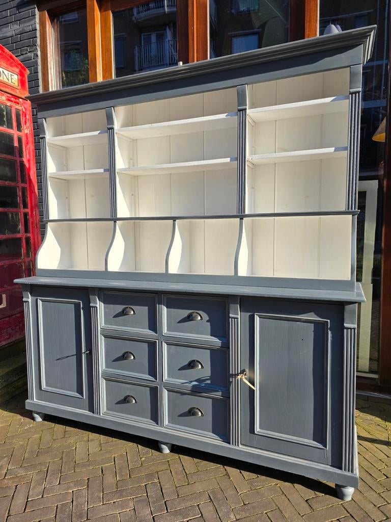 Foto 17 van Charmant grijs-blauwe Grutterskast | Winkelkast | Buffetkast
