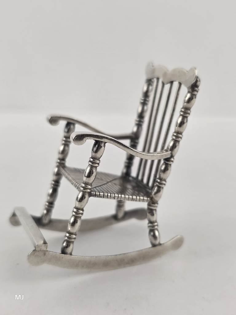 Zilveren miniatuur Schommelstoel                        Z200, Ophalen of Verzenden, Zilver