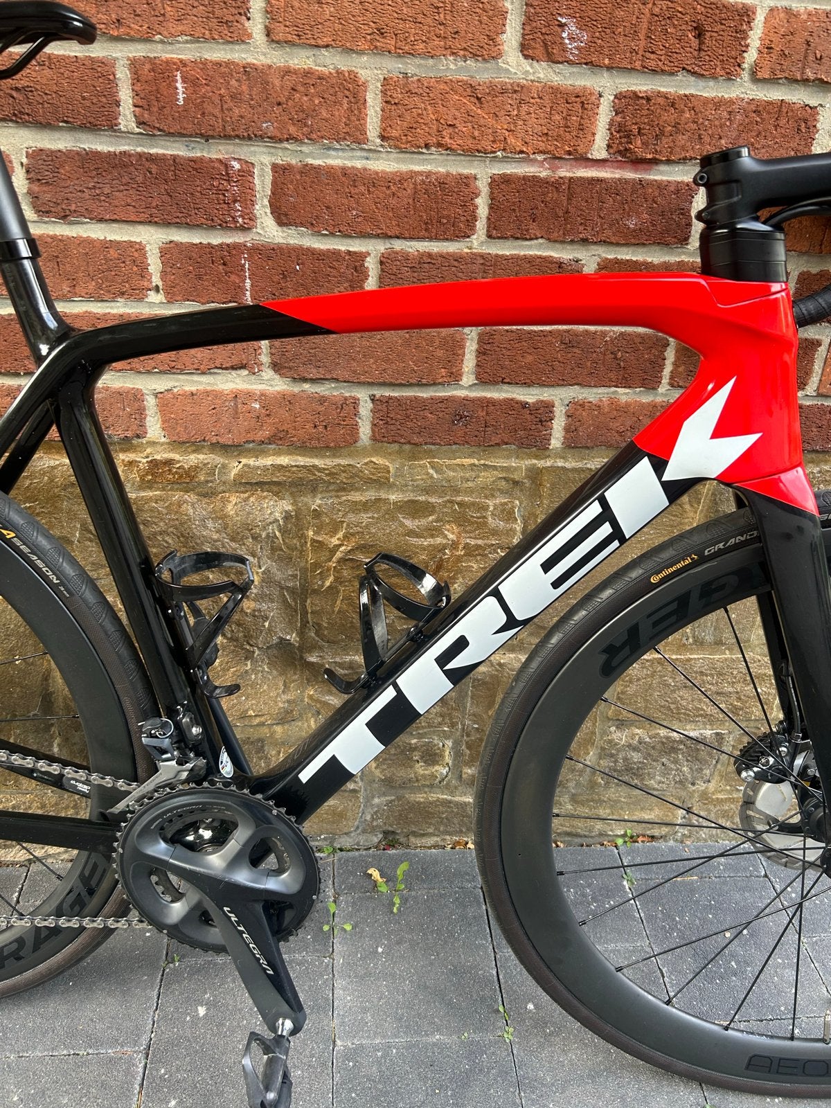 Foto 9 van Trek Émonda SL 6 2022 - Carbon racefiets (Maat 54)