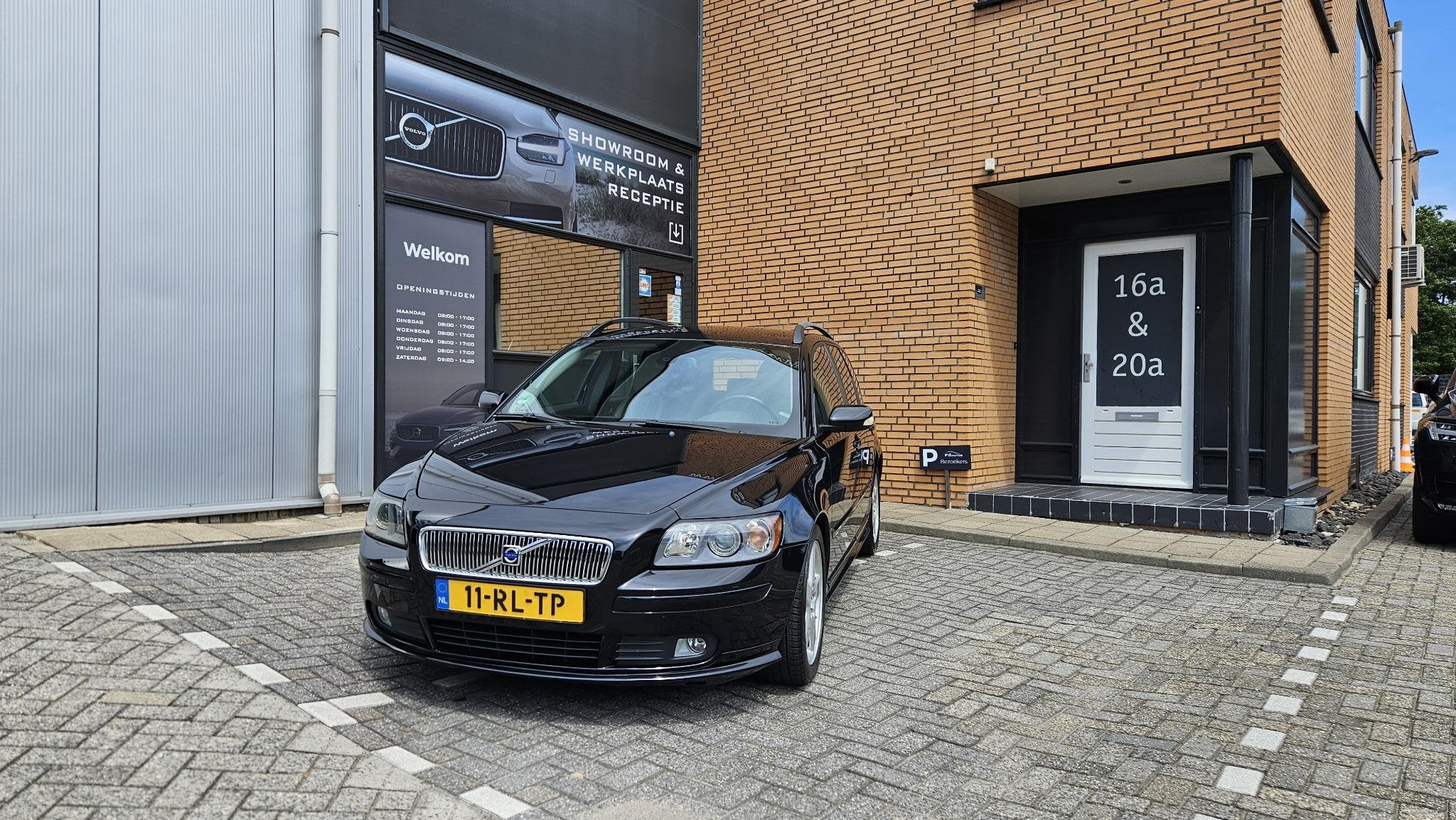 Volvo V50 2.4i Momentum van 1ste eigenaar, Auto's, Volvo, Voorwielaandrijving, Dealer onderhouden, 1362 kg, Gebruikt