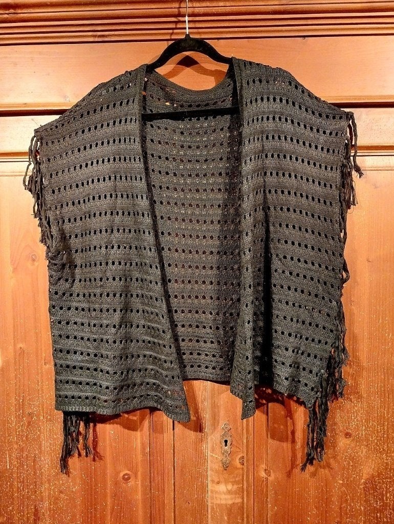 zwart Boho vestje met franjes One size, Ophalen of Verzenden, Nieuw, Zwart, Trui of Vest