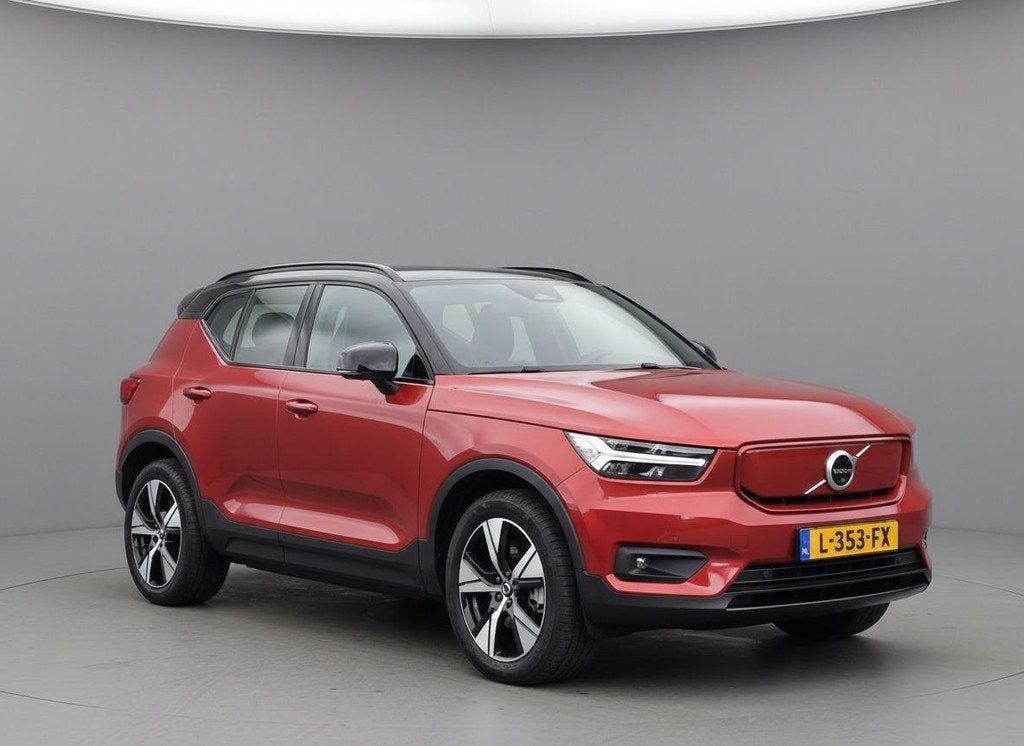 Volvo XC40 Recharge P8 AWD R-Design | Trekhaak | Pano | Orig, Gebruikt, Overige kleuren, Automatische klimaatregeling, 430 km