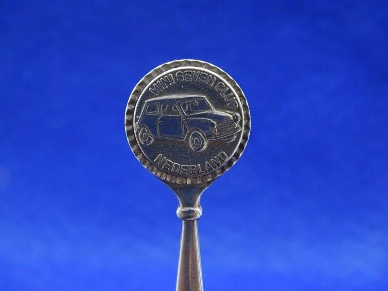 Lepeltje: Auto Mini zeven club, Verzenden