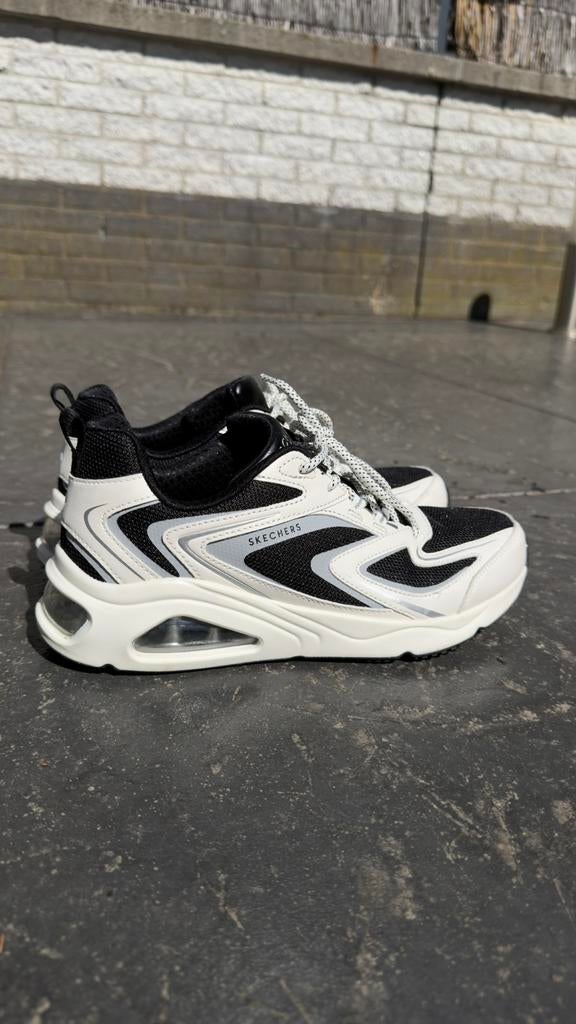 Skechers Street Air Cooled Memory Foam, Zwart, Nieuw, Ophalen of Verzenden, Sneakers of Gympen