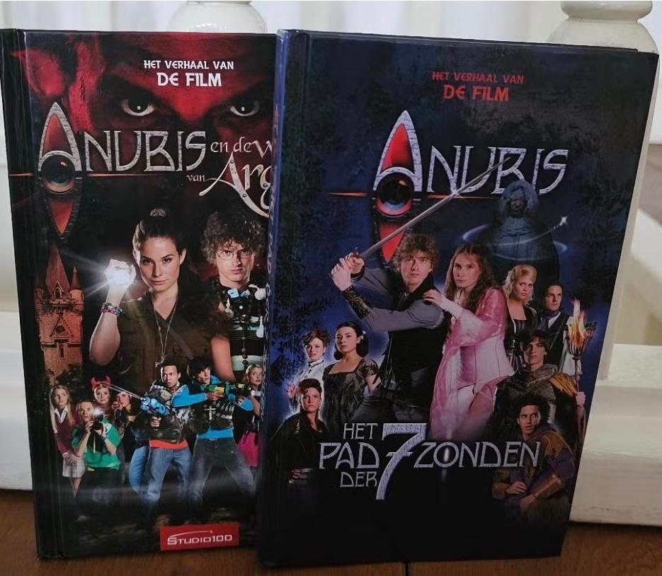 Anubis Leesboeken- Hard Cover- met fotos- verzend ook, Boeken, Ophalen, Zo goed als nieuw, Anubis