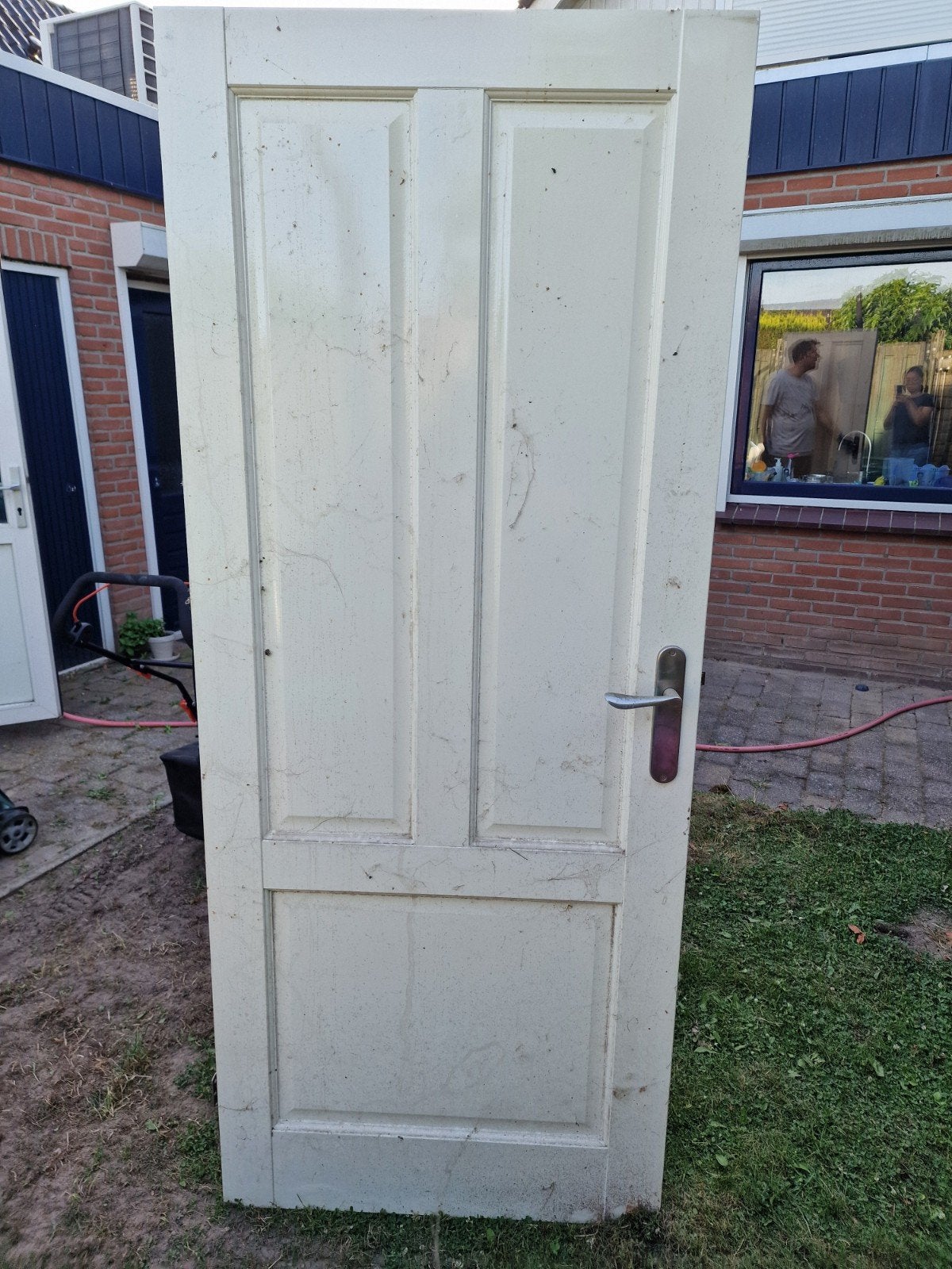 Gratis: Binnendeuren, houten lambrisering en tegels, Ophalen of Verzenden