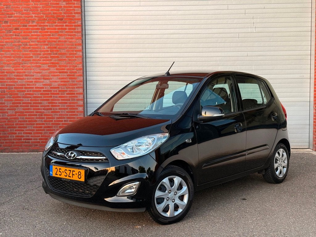 Hyundai I10 1.2 i-Motion | AUTOMAAT | NAP | NEW APK, Euro 5, 4 cilinders, Zwart, Origineel Nederlands